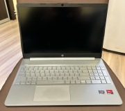 LAPTOP HP RYZEN 5 5500U 16 GB RAM 512 GB