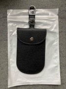 POKROWIEC ETUI NA KLUCZYK, blokada fal - skóra