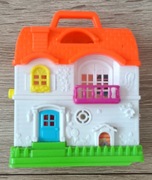 Mały domek dla lalek, otwierany