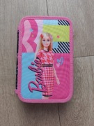 Piórnik z zawartością Barbie 