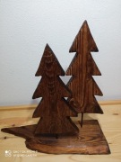 Ozdoby świąteczne z naturalnego drewna.