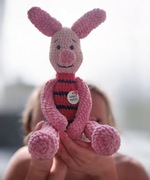 Mały prosiaczek na szydełku - 47 cm