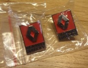 Renault Trucks przypinka odznaka 2 szt