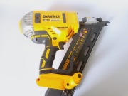 Gwoździakra akumulatorowa DeWalt dcn692 18V