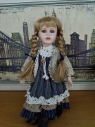 Lalka porcelanowa kolekcjonerska – 39 cm, styl retro