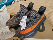 YEEZY BOOST 350 V2