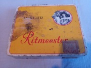 Stare opakowanie po papierosach 