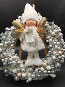 Wianek na drzwi świąteczny - aniol