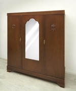 Dębowa szafa/garderoba w stylu secesyjnym, lata 20-te. Po renowacji.