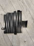 Astra J obudowa akumulatora 13354049