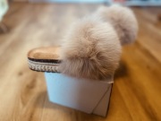 Klapki z futrem naturalnym  rozmiar 40