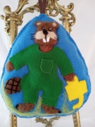 ZAWIESZKA "BÓBR OGRODNIK" FILC HAND MADE