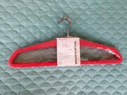 WIESZAKI SMUKEE  5-pak CZERWONE antypoślizg.  NOWE