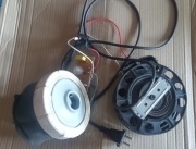 Kompletny silnik z przewodami i kablem zasilającym oraz zwijaczem (23)