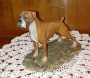 Figurka pies bokser podpisana K. Sherwine 12 cm wysokość vintage lata 90te 