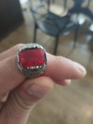 Sygnet męski w stylu Sułtańskim,syntetyczny kamień w kolorze czerwonym,