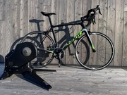 Super okazja!! Rower szosowy plus trenażer w zestawie!!!!!