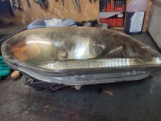 Outlander I Mitsubishi lampa reflektor prawy 