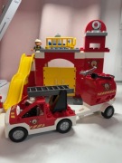 STRAŻ Lego Duplo 6168 Remiza i wóz strażacki  kompletny zestaw 