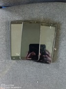 Trzy telefony komórkowe 