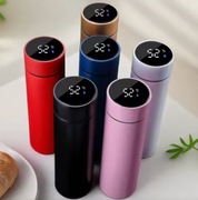 Nowoczesny Kubek Termosowy 500ML z Wyświetlaczem Temperatury