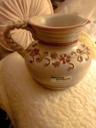 Szkliwiony dzbanek ceramiczny