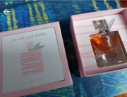Miniaturka wody perfumowanej Lancome - La vie est belle