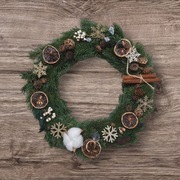 Wianek, wieniec świąteczny zimowy naturalny świerk jemioła