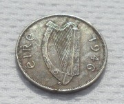 Irlandia Eire 1 pingin pens predecymalny 1946 KM# 11 Kura z pisklętami