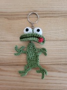 Brelok żabka na szydełku. 