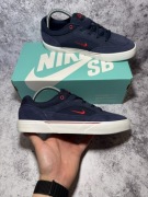 Buty Nike SB Malor r. 42 Granatowe Nowe Sneakersy Skate