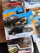 Mercedes 500e w124 zielony Hot Wheels 1:64