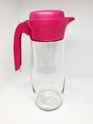 Szklany dzbanek z różową pokrywą 1,5l
