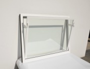 Okno PCV 150x90 (1500x900 mm) białe uchylne gospodarcze 2-szybowe + siatka