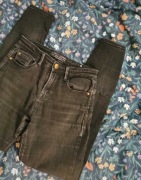 Skinny Jeans z niskim stanem
