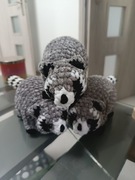 Szop wykonany na szydełku 