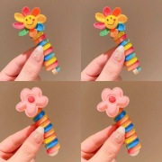 4 szt. Elastyczne gumki kwiaty sprężynki na warkocze lub koński ogon