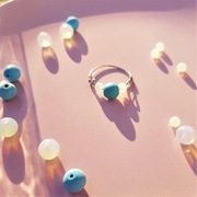 Pierścionek z turkusem i opalami, ręcznie robiony