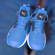 Oryginalne extra buty Puma Enzo 2 Refresh Jr., r. 38 z jasną podeszwą 