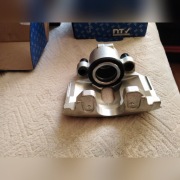 AUDI A4 B5 Zaciski Przód Nowe