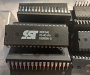 Pamięć EEPROM 39SF040, DIP