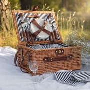 Kosz piknikowy wiklinowy dla 4 osób z kocem piknikowym