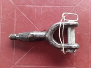 VOLVO FH4 RENAULT GAMA HAK HOLOWNICZY UCHO WYKRĘTKA ORYGINAŁ 21313876