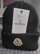 Czapka czarna Moncler