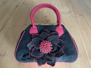 Torebka damska, kuferek, denim, bardzo podobna do Usha