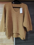 Sweterek oversize, akrylowa chmurka 