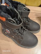 Buty zimowe ocieplone nowe 32