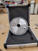 Podcinacz diamentowy trapezowy