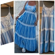 Sukienka bawełna paski falbany z koronką niebieska