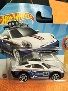 Hot wheels Porsche 911 Rallye nowy resorek autko 